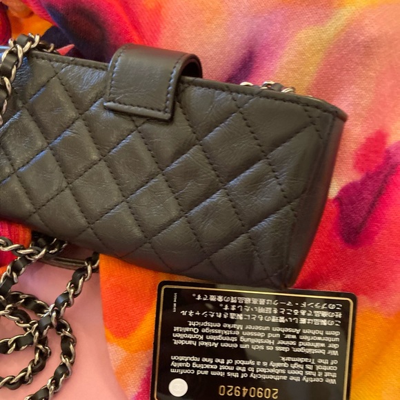Chanel reissued phone case on chain - Picture 3 of 5